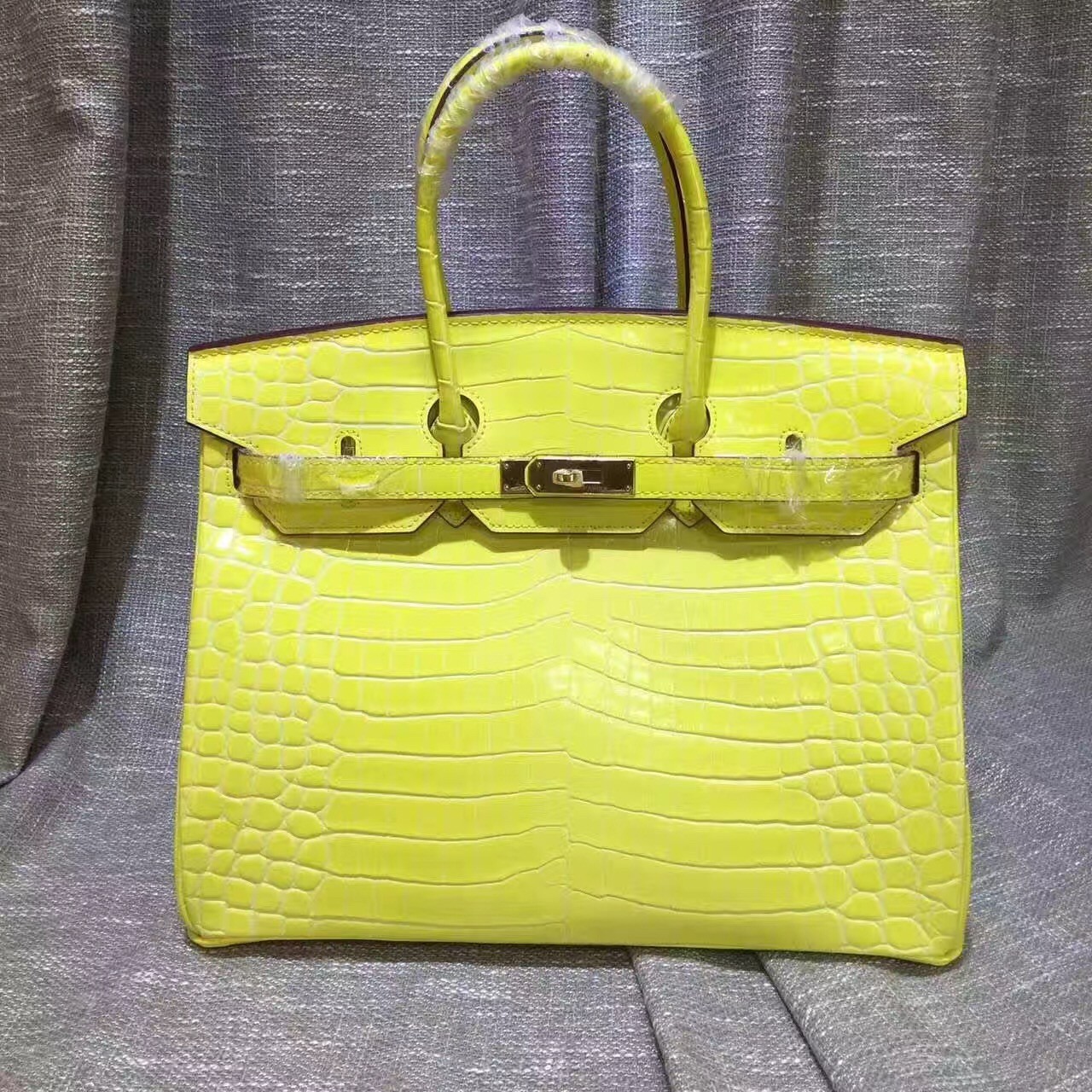 Hermes Birkin 35cm Handbag Crocodile Leather Yellow Gold