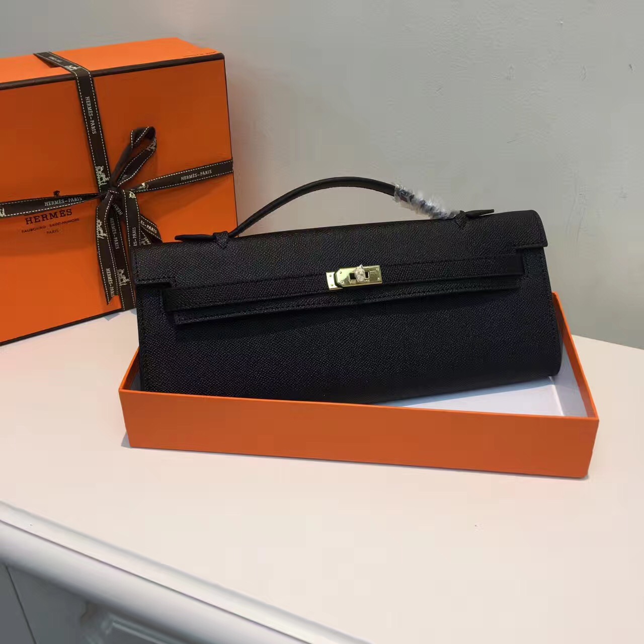 hermes clutch black