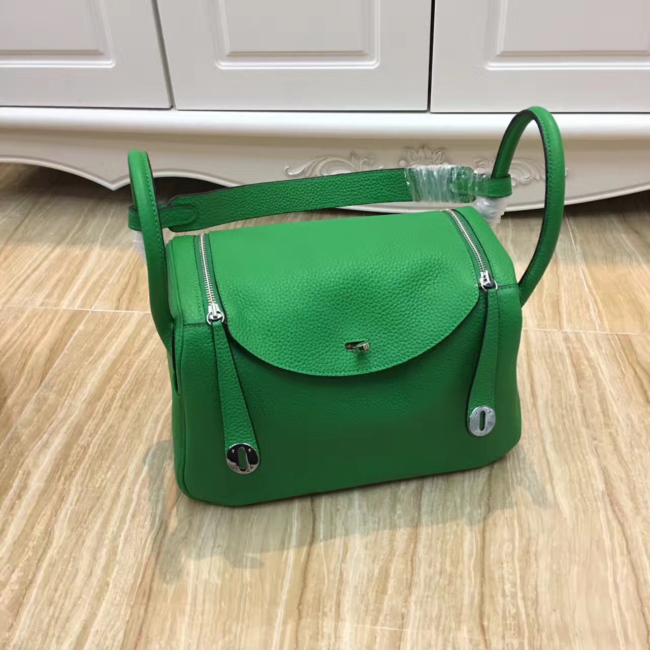 hermes lindy green